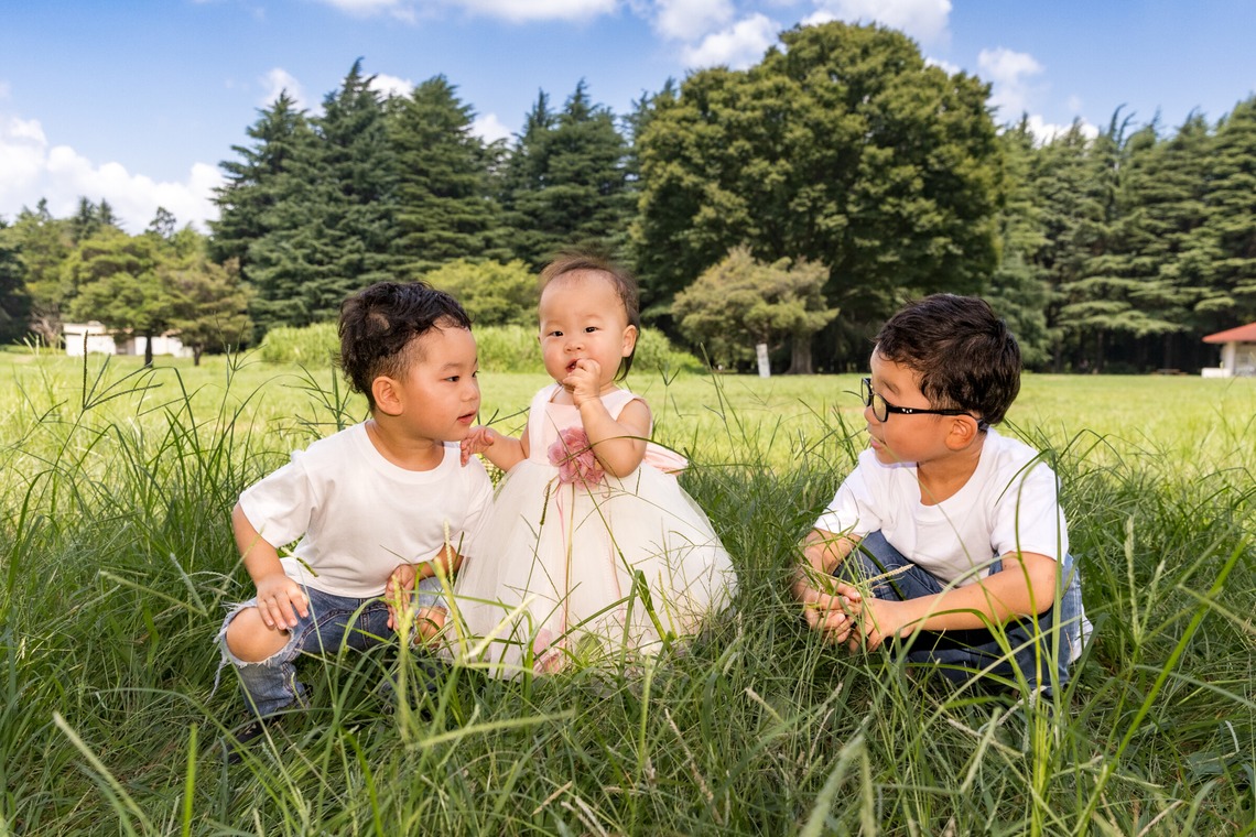 フォトスタジオENOが出張撮影した家族写真(キッズ,ベビーフォト)などが写った「家族写真」の家族写真