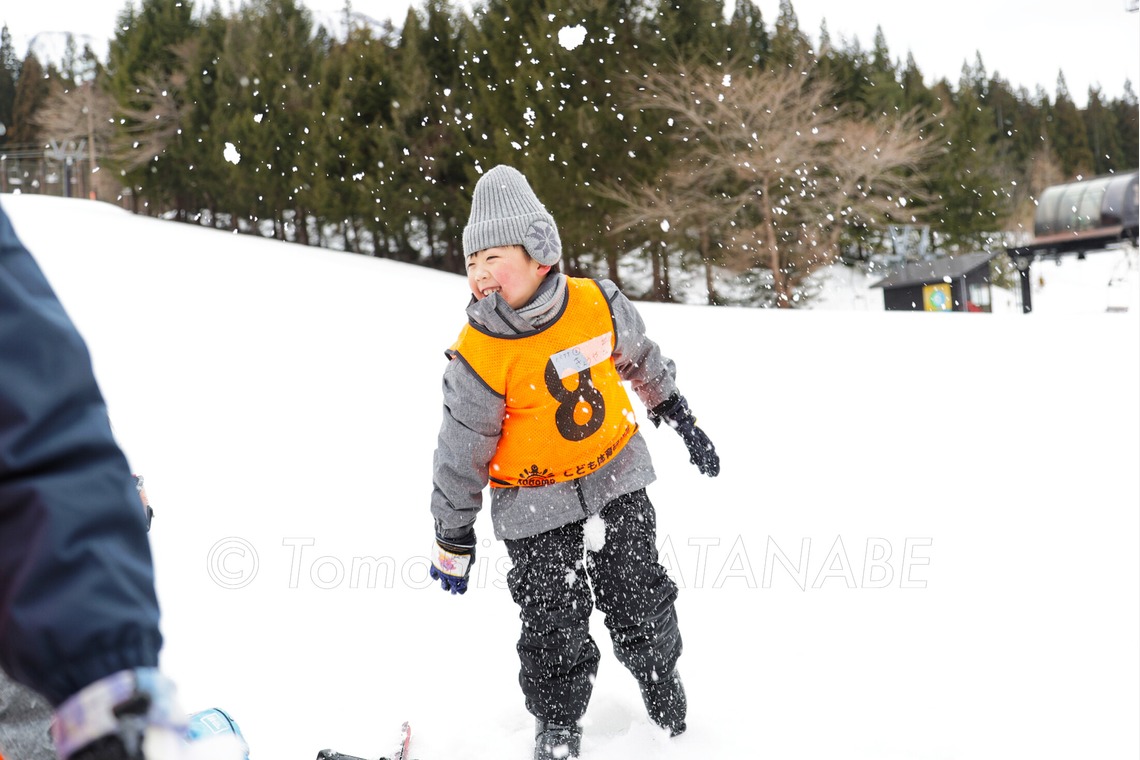 Tomohisa Watanabeが撮影した写真のアルバム「キッズ　スキー合宿」