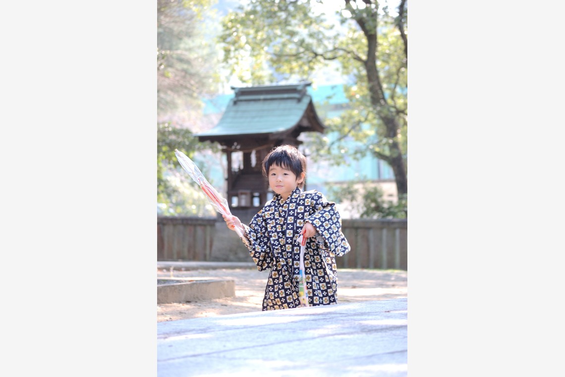 ko1low photographが撮影したエンゲージメントフォトのアルバム「七五三・お宮参り」