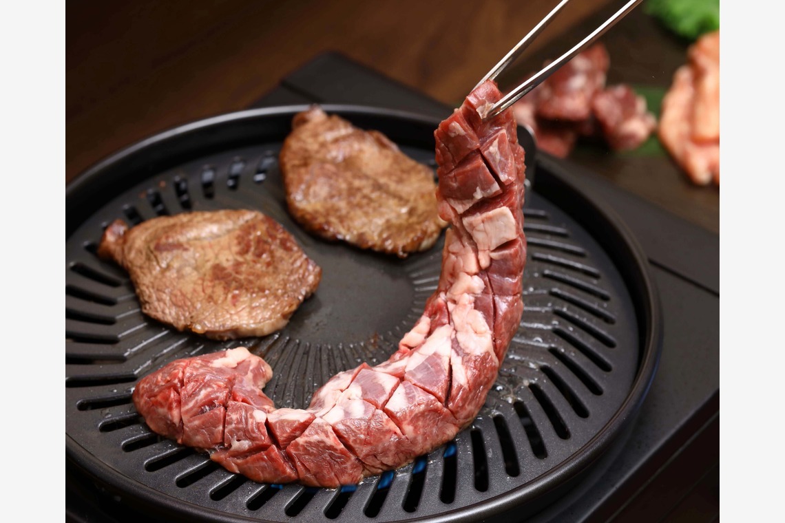 森安　照が撮影した「焼肉弁当・焼肉・韓国料理」の写真