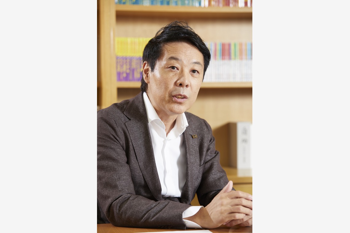 田中真光写真事務所が撮影した「取材、インタビューカット」の写真