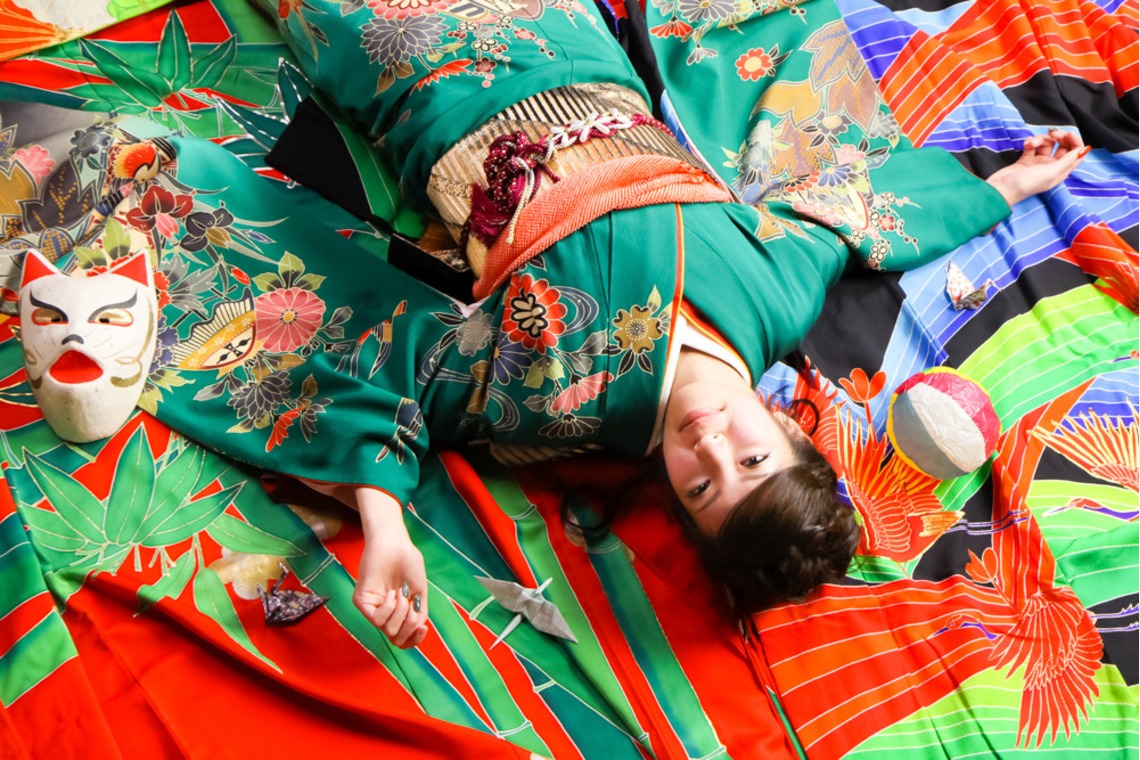 スマイルハンターが出張撮影した家族写真(キッズ,ベビーフォト)などが写った「成人式フォト」の家族写真