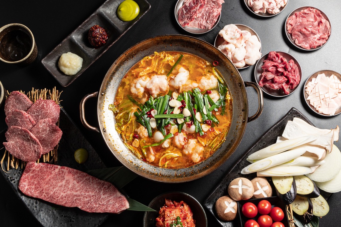 ミヤタカズコが撮影した写真のアルバム「宣伝写真」