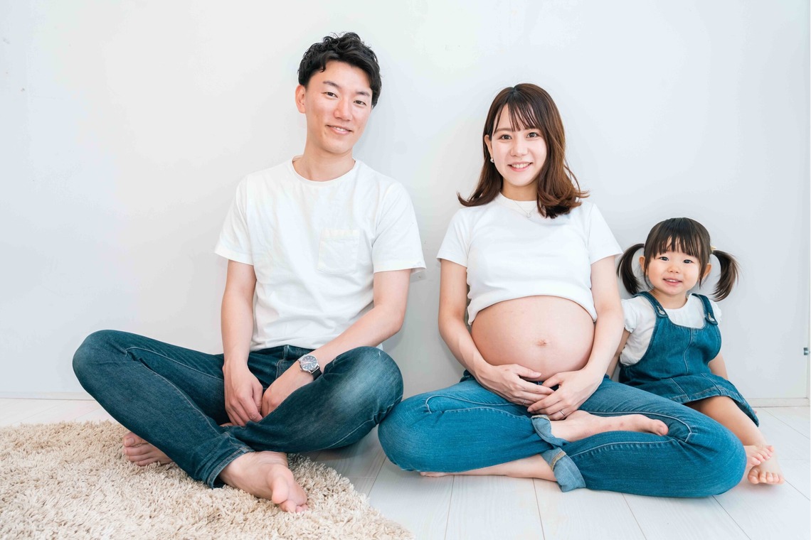 Cinematic Eyes 森川有栄が撮影した写真のアルバム「名古屋　マタニティフォト　家族写真」