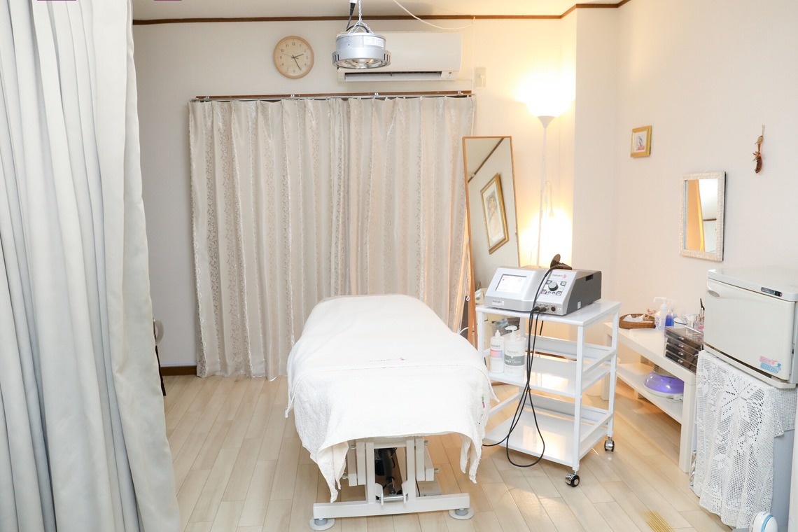 なかがわさとみが撮影した写真のアルバム「エステアンドカレッジ　トロピカ様サロン撮影」