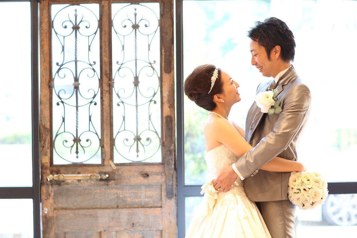 ウェディングアベニューが撮影した写真のアルバム「アトリエスタジオ　洋装」