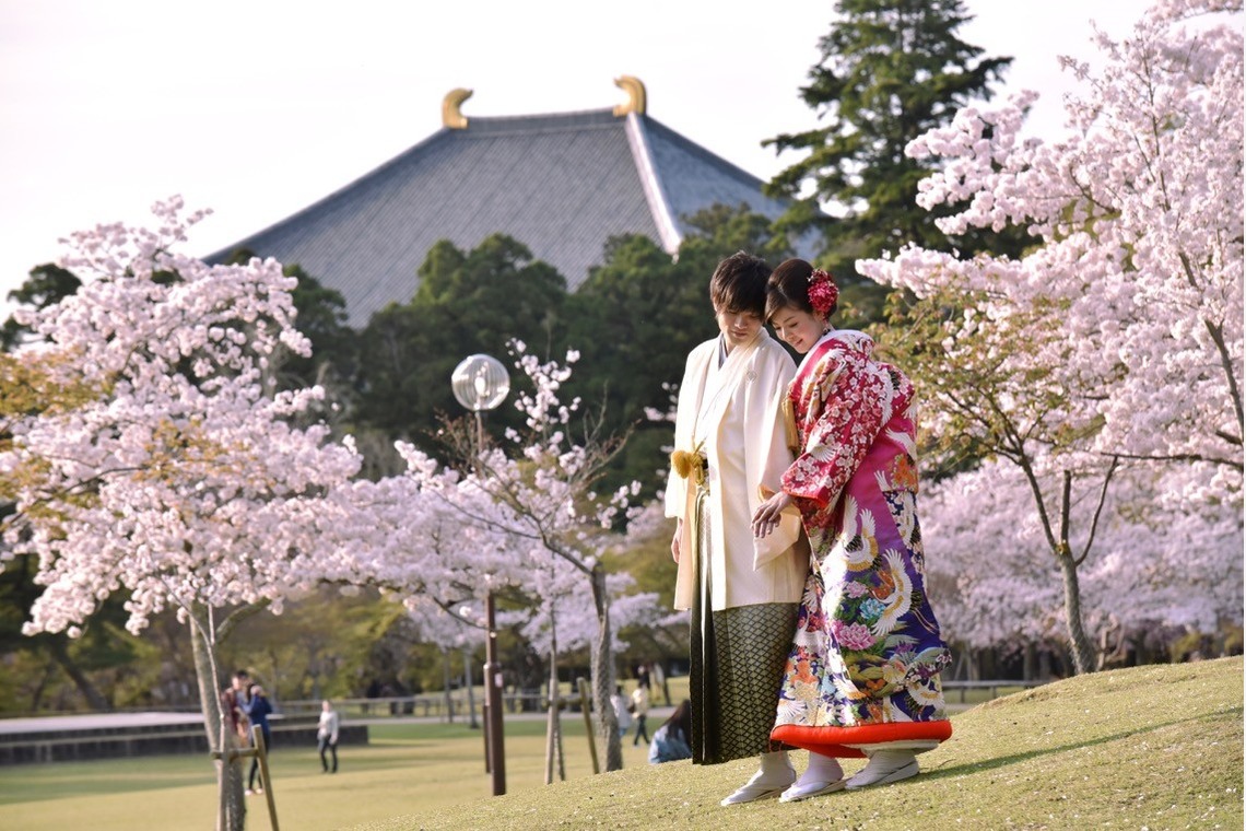 キキフォトワークスが撮影した「桜の季節の和装前撮り」の写真