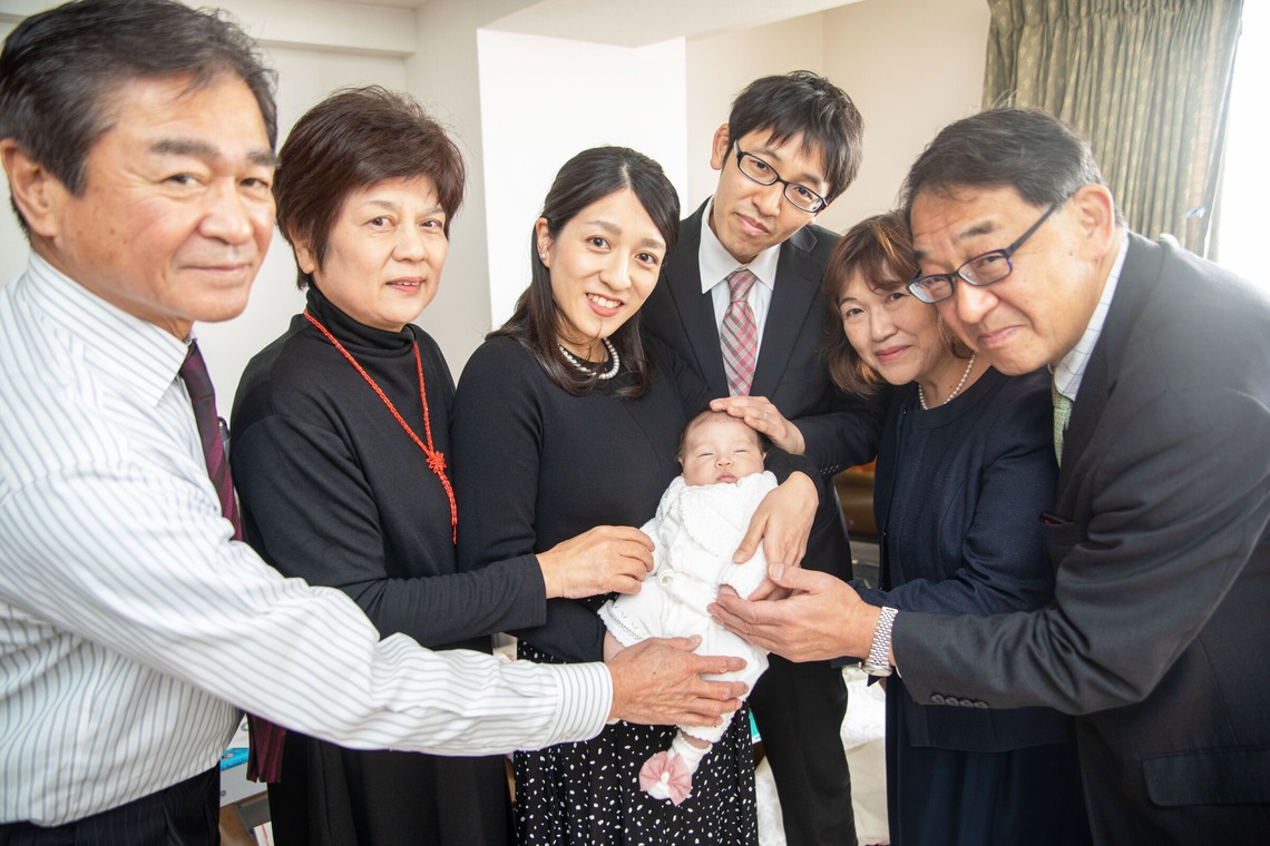 岩坪眞一郎が出張撮影した家族写真(キッズ,ベビーフォト)などが写った「下関お宮参り」の家族写真