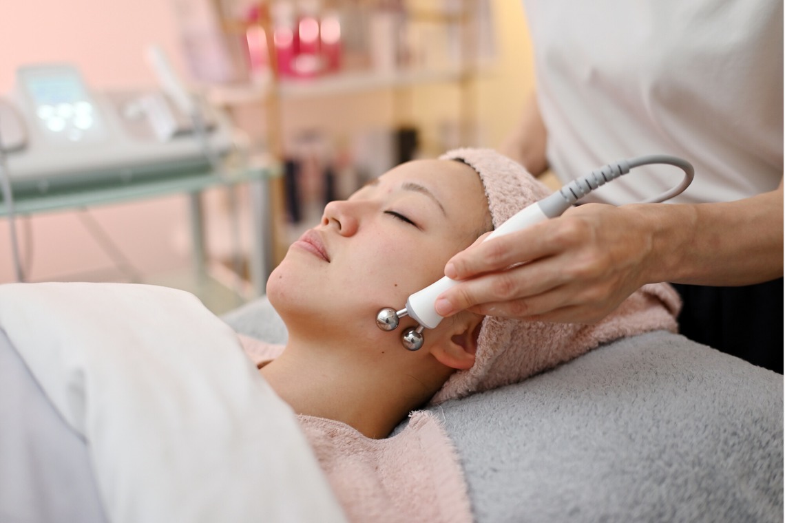 マイクロコズム合同会社が撮影した写真のアルバム「店舗内装、外装」