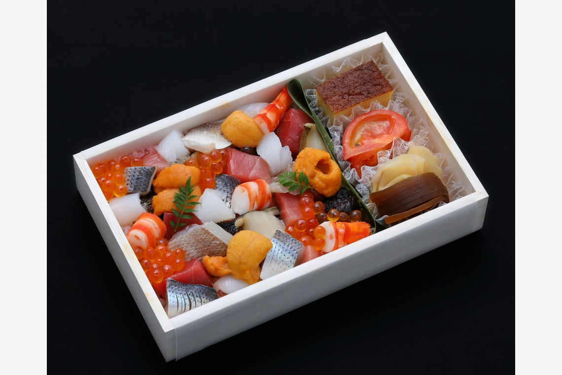 森安　照が撮影した写真のアルバム「和食弁当・洋食弁当・中華弁当」