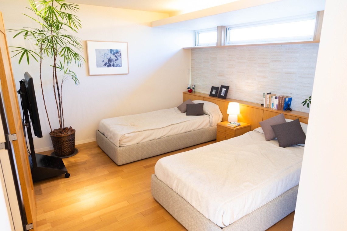 小山将冬が撮影した写真のアルバム「内観」