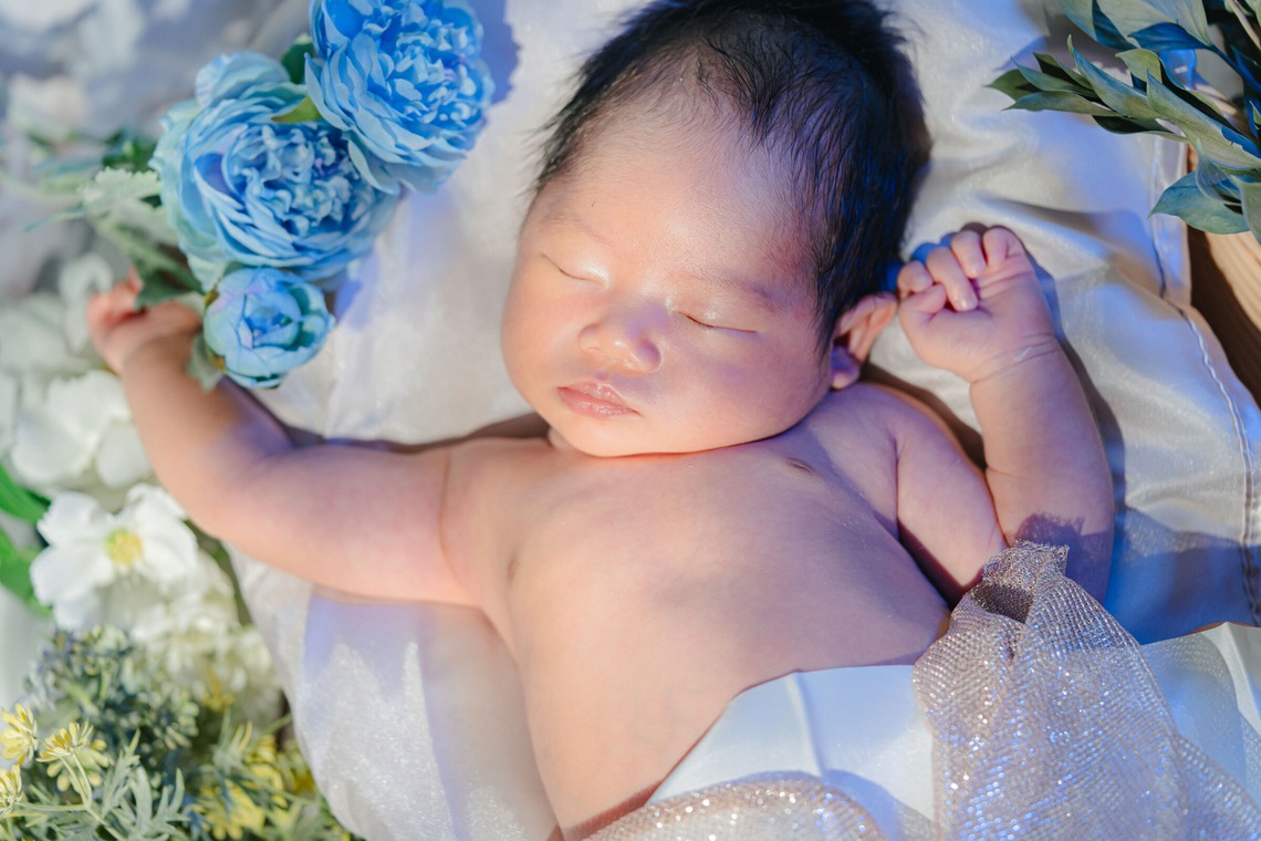 玉城　肇が撮影した「ニューボーン撮影」の写真