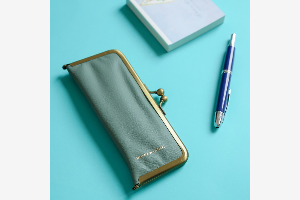 中島三季子が撮影した写真のアルバム「商品撮影」