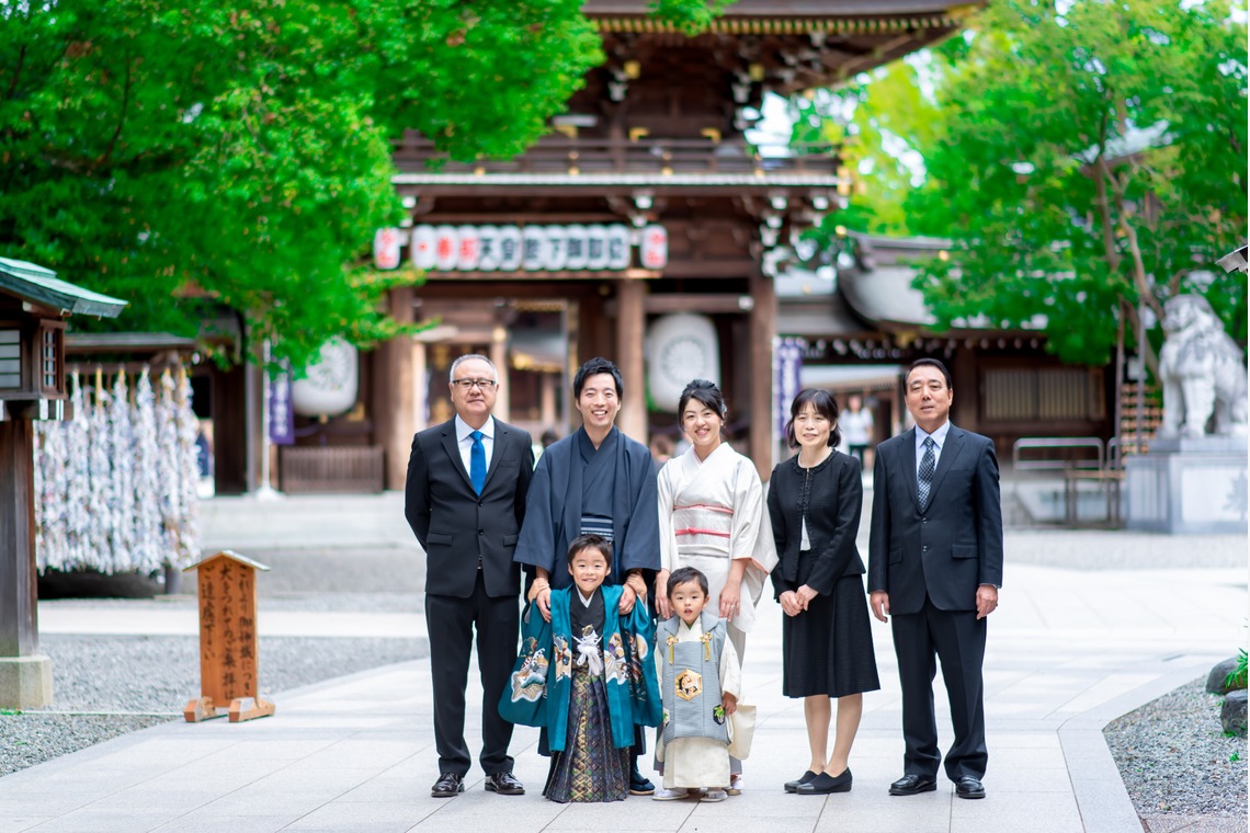 サキヤマ リエが撮影した写真のアルバム「5歳男の子・笑顔いっぱい七五三＠寒川神社」