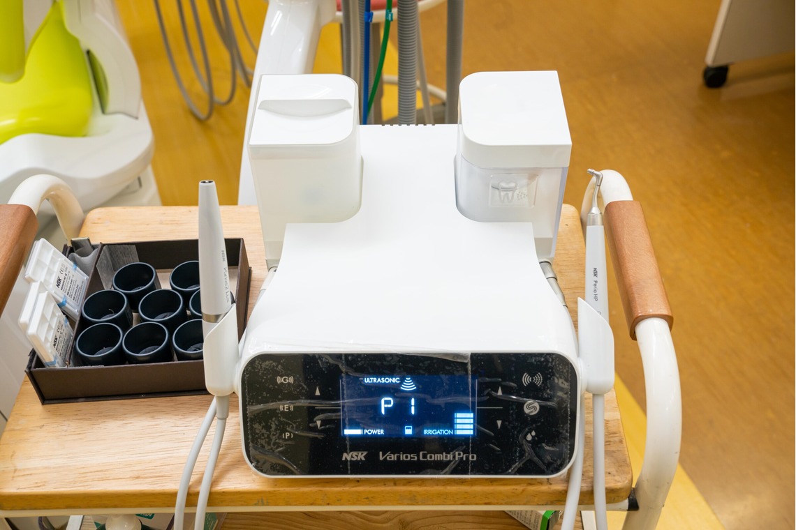 石橋宙大が撮影した「茶畑歯科医院」の写真