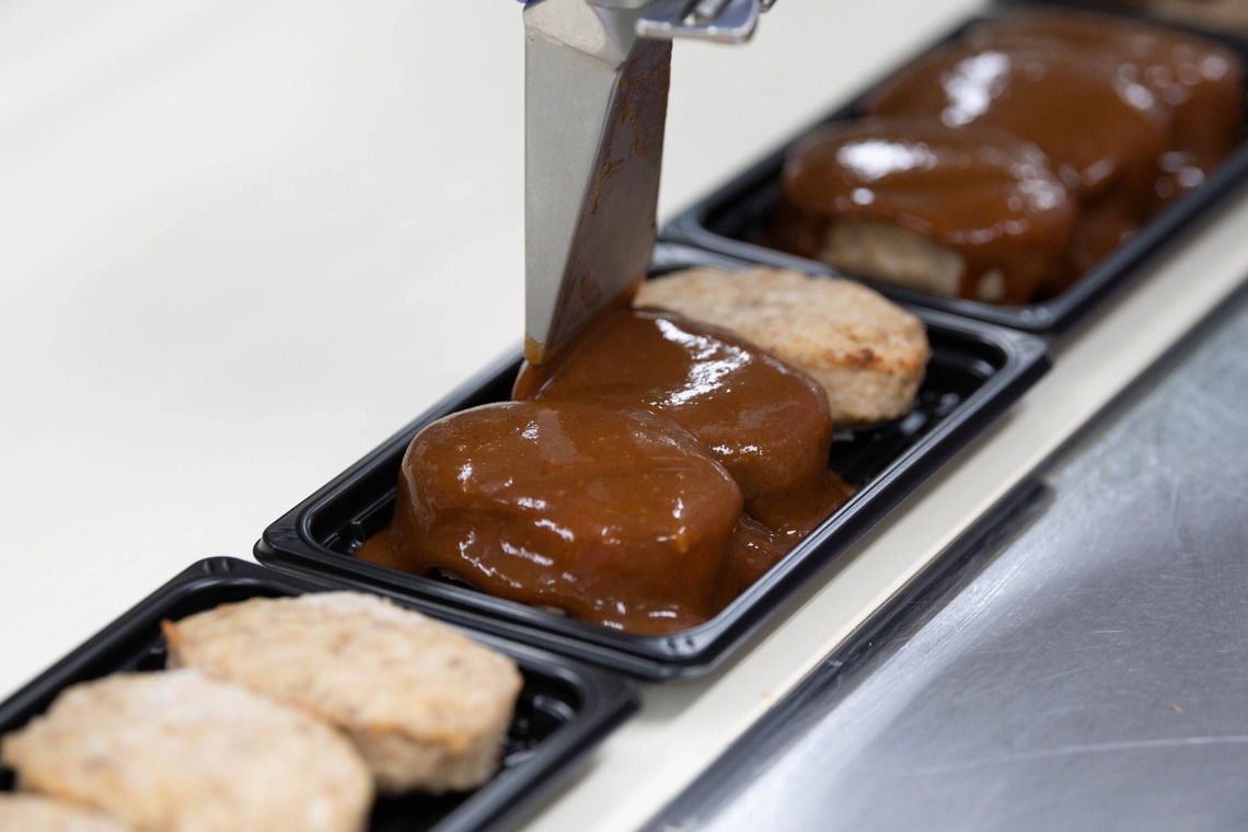 曽川拓哉が撮影した「お弁当工場」の写真