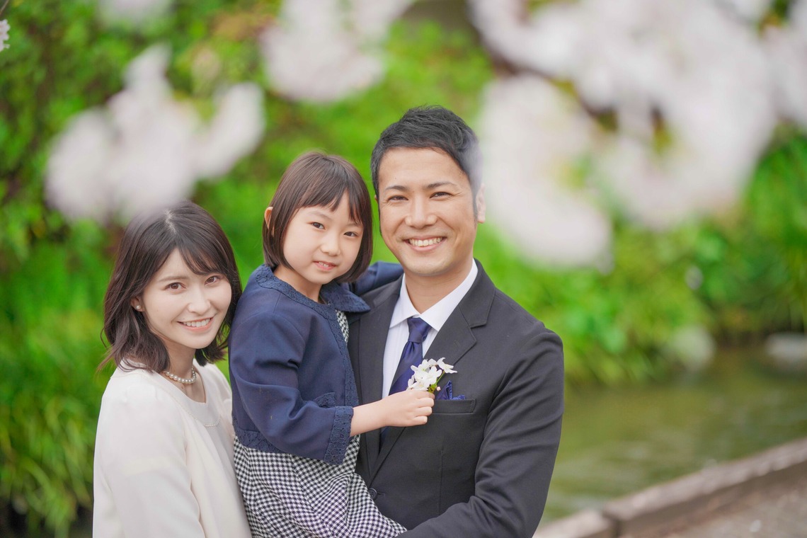 CREATIVE HOUSEが撮影した家族写真の出張撮影/学校行事のアルバム「入学・卒業写真の出張撮影」