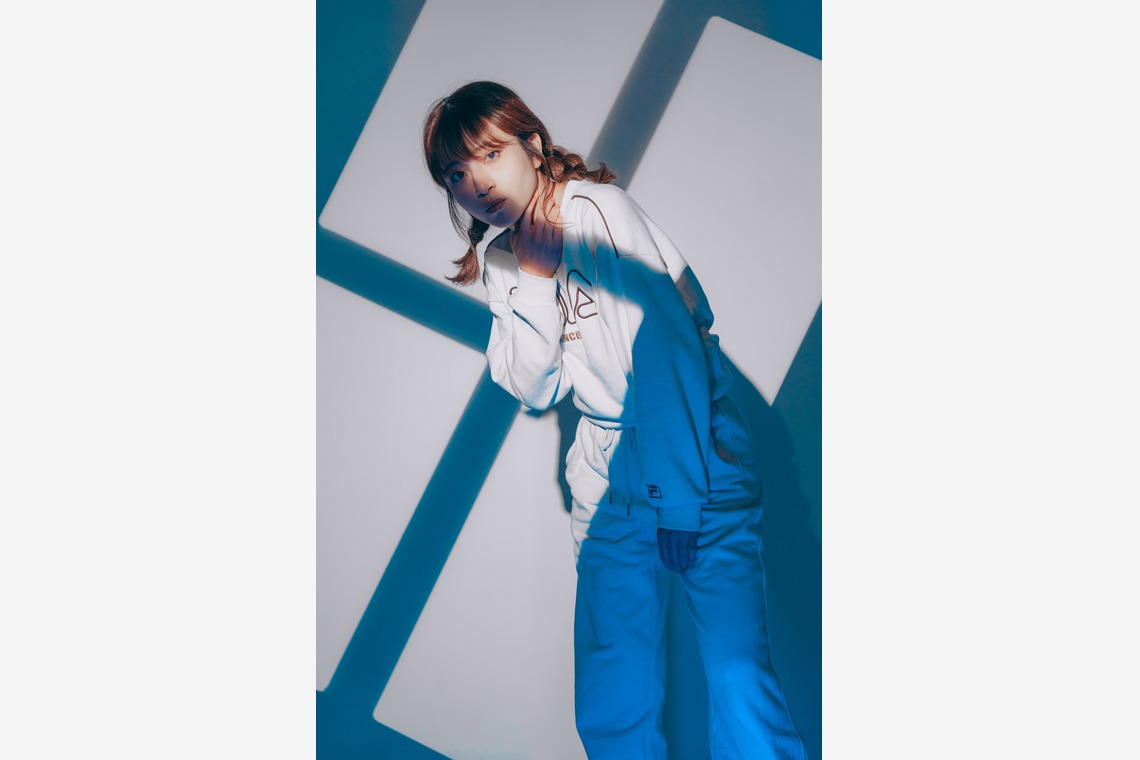 西浦隼翔が撮影した「スタジオポートレート」の写真