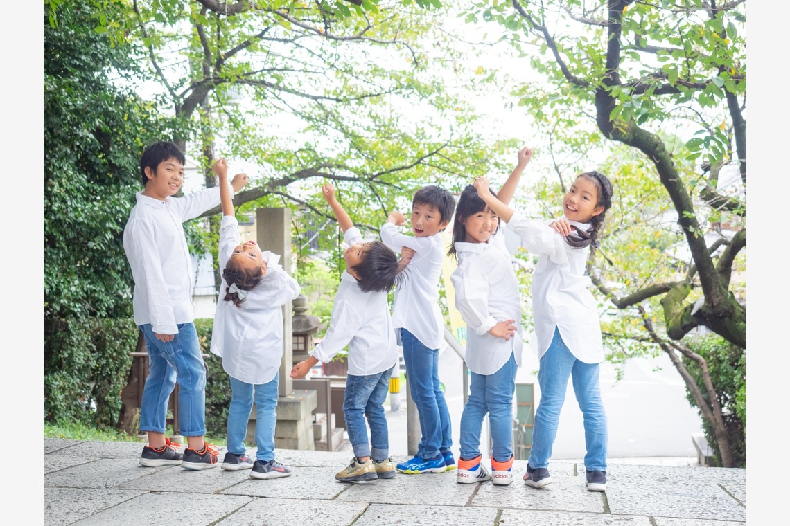 岩本隆之が出張撮影した家族写真(キッズ,ベビーフォト)などが写った「お誕生日ご家族撮影」の家族写真
