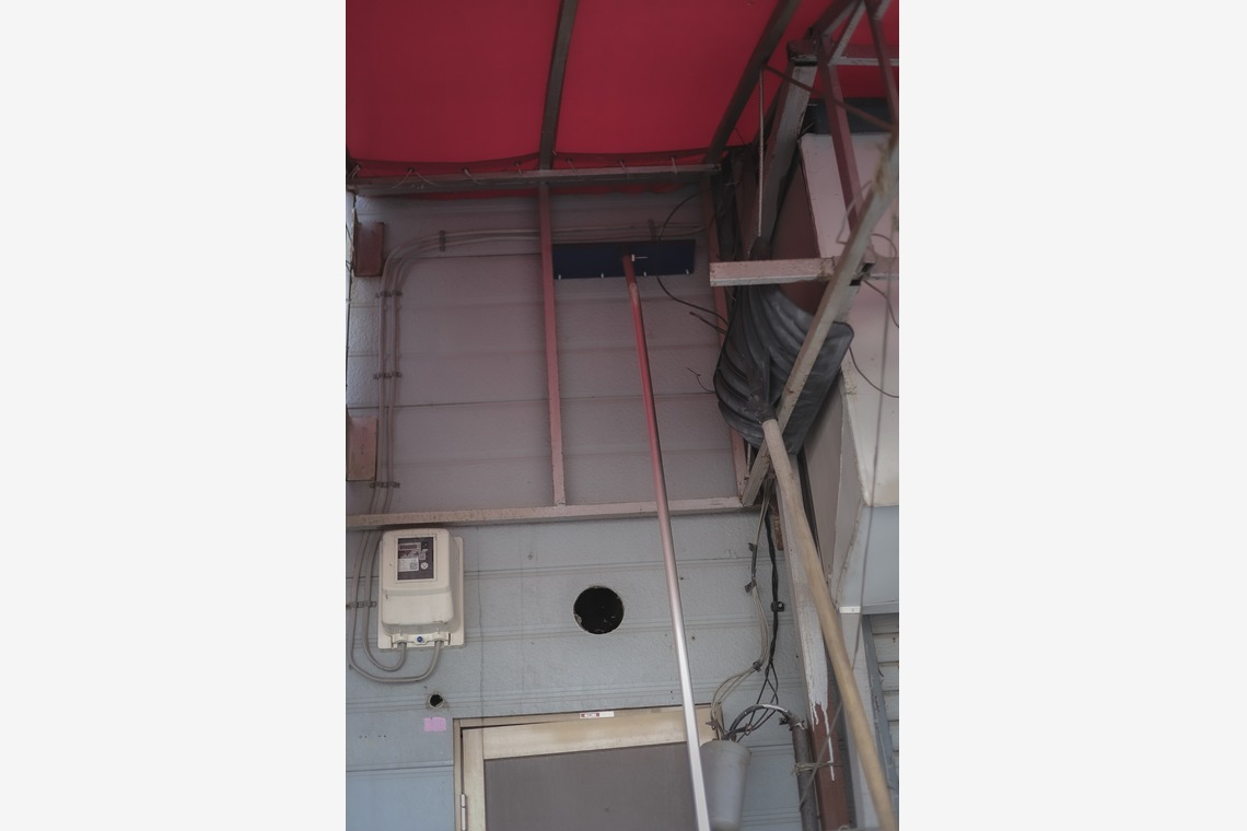 芳賀 翔大が撮影した「コロナ禍の商店街」の写真