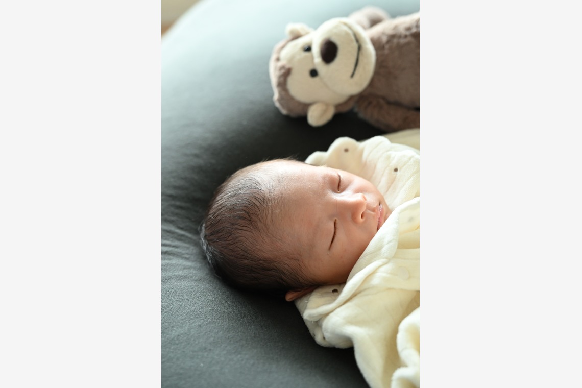 寫樂斎が撮影した「ニューボーン001」の写真