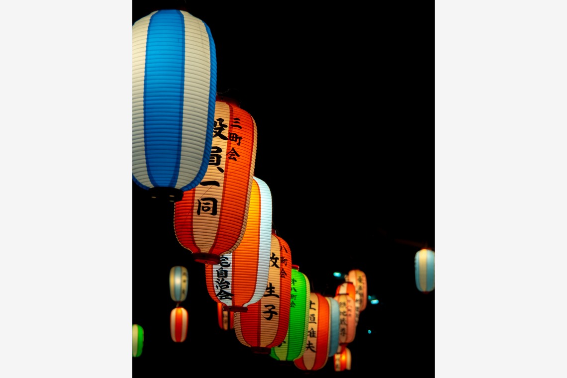 ハイナ　マテウスが撮影した写真のアルバム「花火大会祭り」