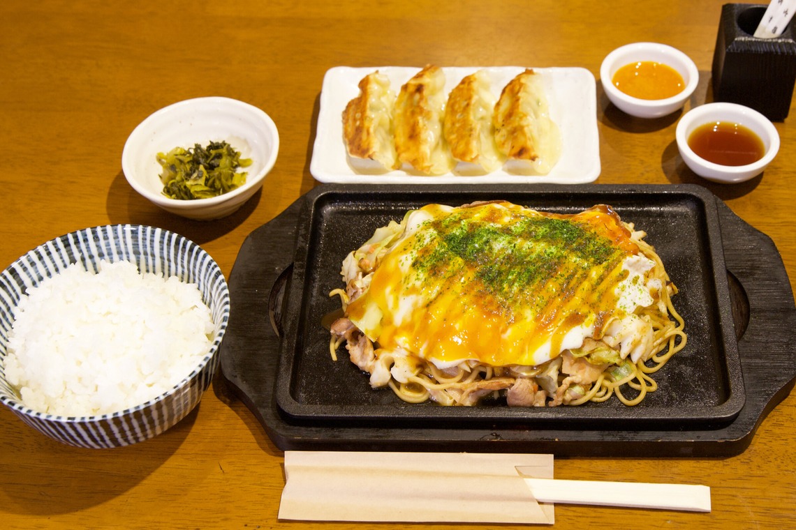 樋上　将太が撮影した写真のアルバム「焼そば専門店みなはれ」