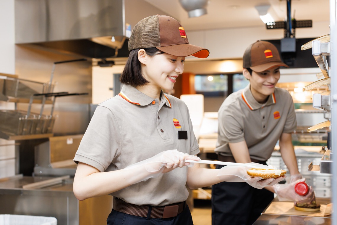 Yusuke Usuiが撮影した写真のアルバム「マイナビバイト様 バーガーキング 求人広告撮影」