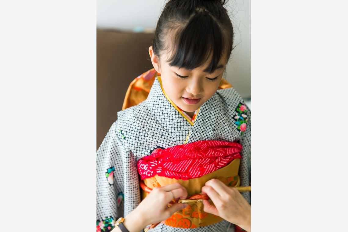 Nobuhiro Toyaが出張撮影した家族写真(キッズ,ベビーフォト)などが写った「七五三フォト@エミリィ代官山スタジオ」の家族写真