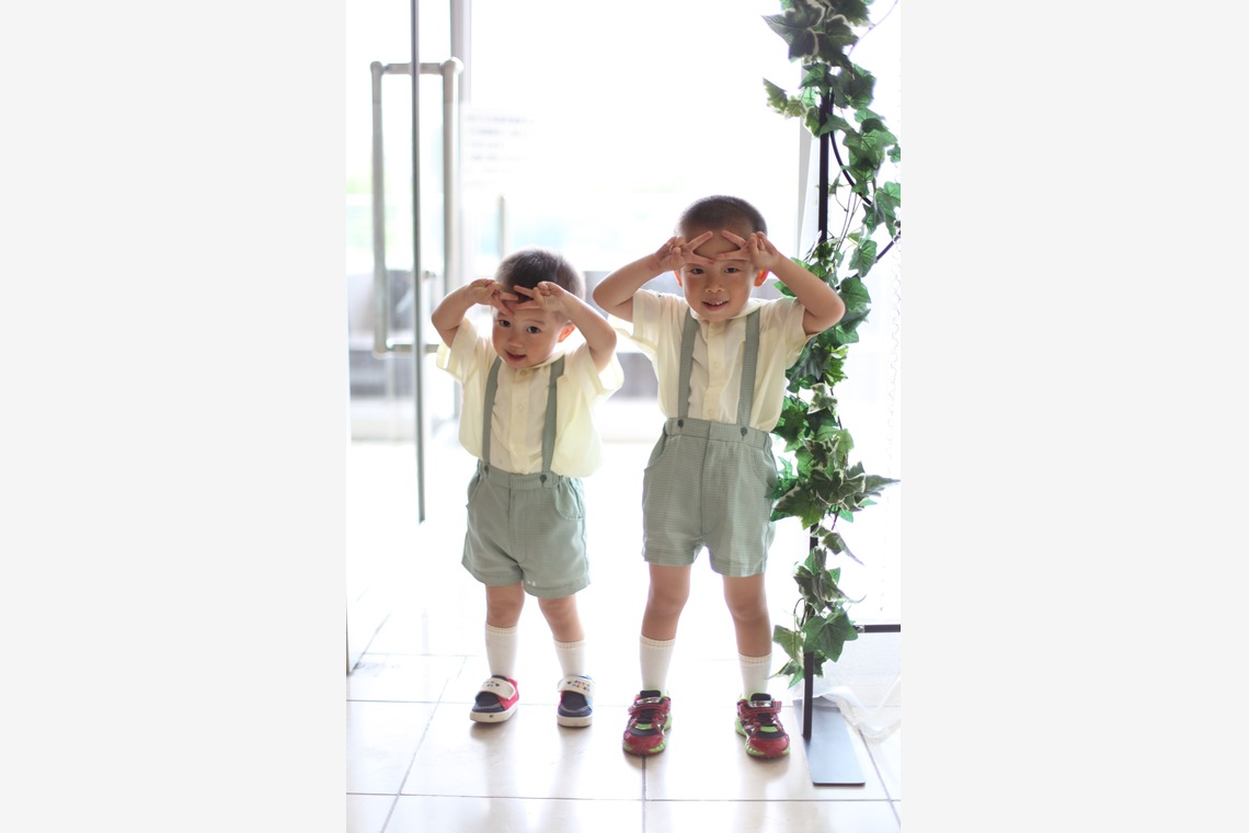 Yuki Shimada Photographyが出張撮影した家族写真(キッズ,ベビーフォト)などが写った「ファミリーフォト」の家族写真