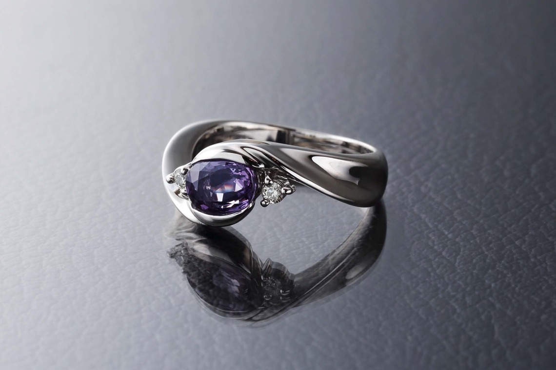 西原毅が撮影した「ジュエリーetc」の写真