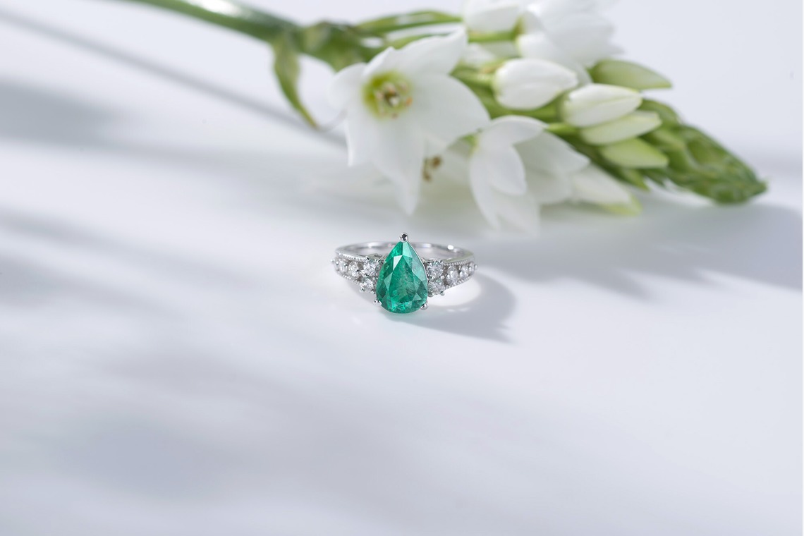 木村慎が撮影した写真のアルバム「アクセサリー」