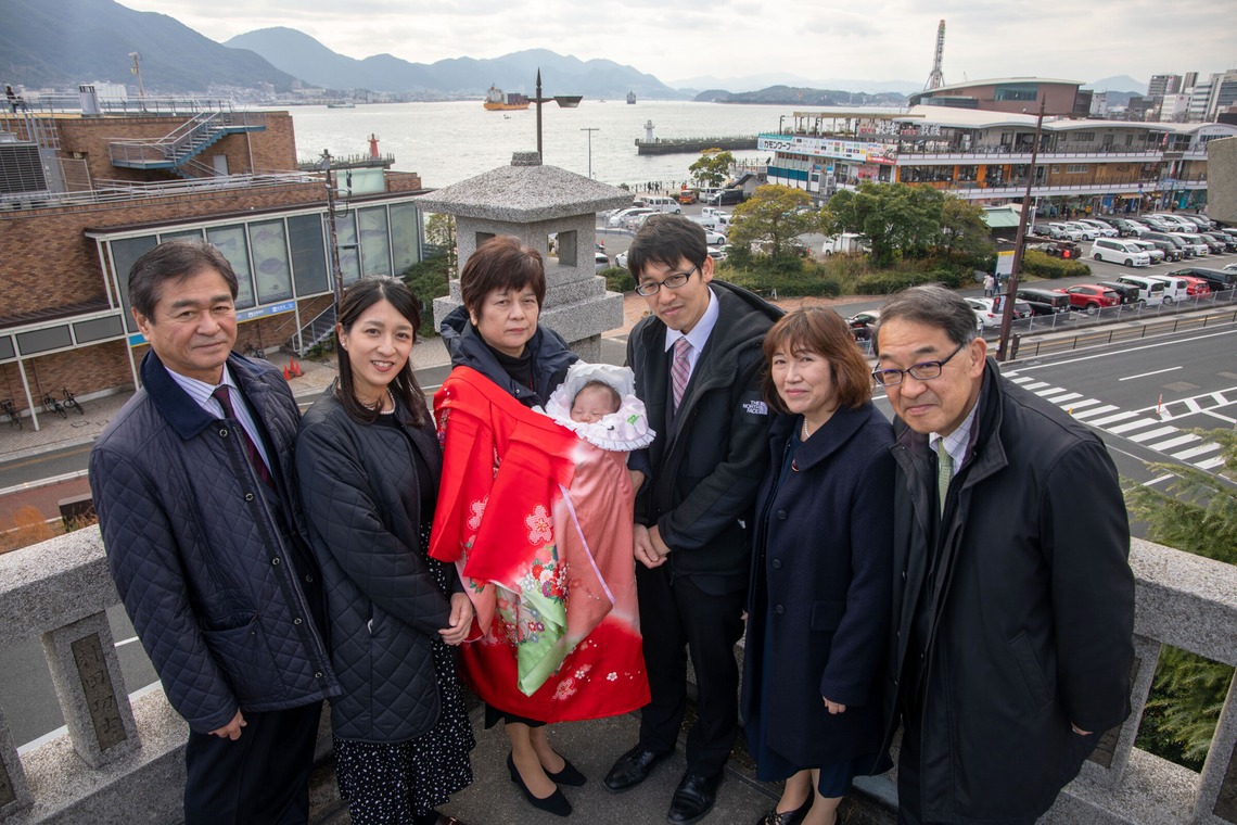 岩坪眞一郎が撮影した写真のアルバム「初宮参り」