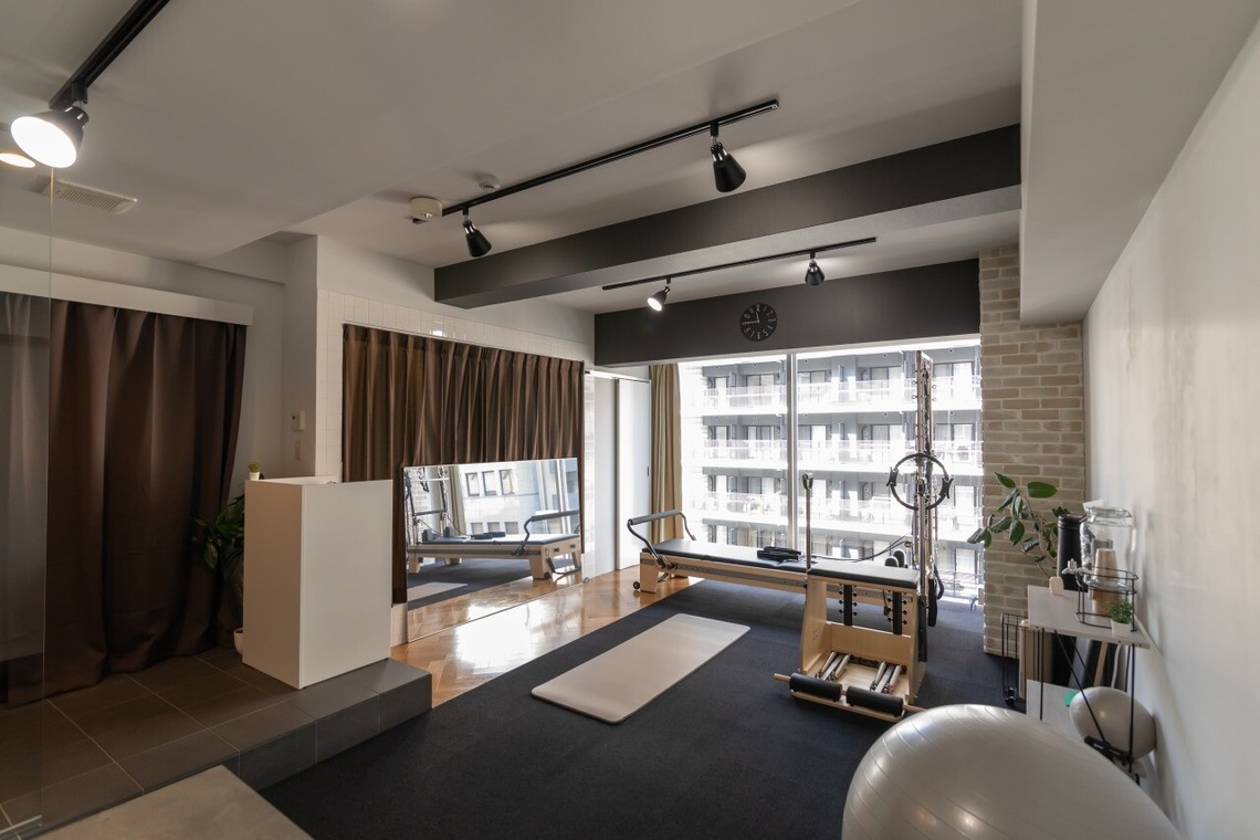 石場慎一郎が撮影した写真のアルバム「店舗・不動産写真」