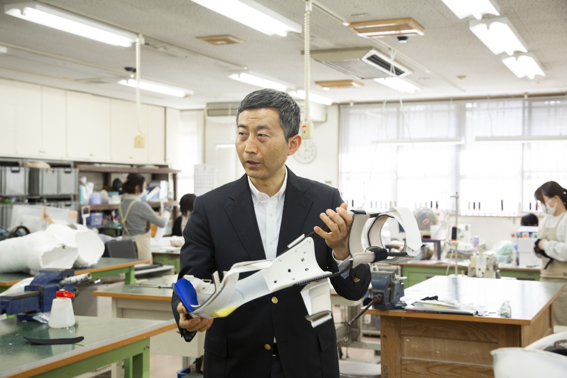 伊東昌信が撮影した「インタビュー　ポートレート」の写真