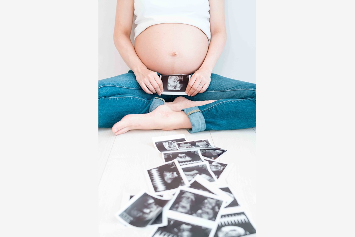 Cinematic Eyes 森川有栄が撮影した「名古屋　マタニティフォト　家族写真」の写真