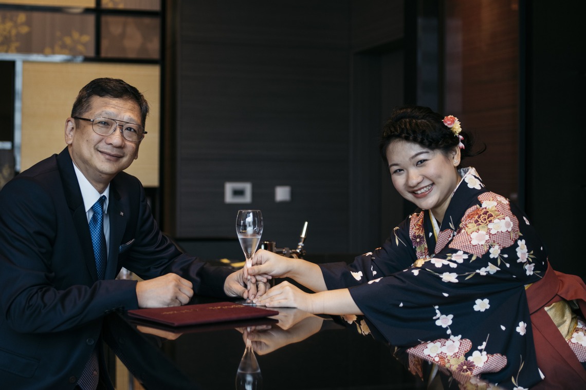 植村由理が出張撮影した家族写真(キッズ,ベビーフォト)などが写った「卒業式 at 早稲田大学、オークウッドプレミア東京」の家族写真