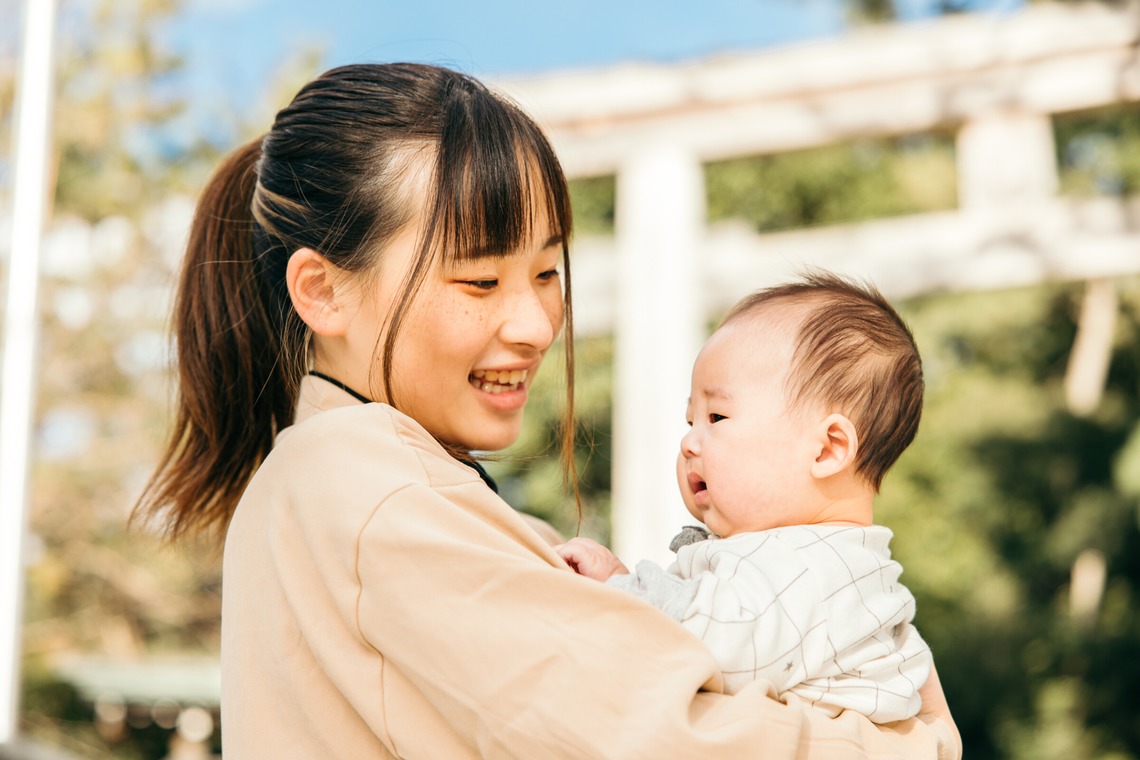 勝俣遥子が出張撮影した家族写真(キッズ,ベビーフォト)などが写った「ファミリーフォト」の家族写真