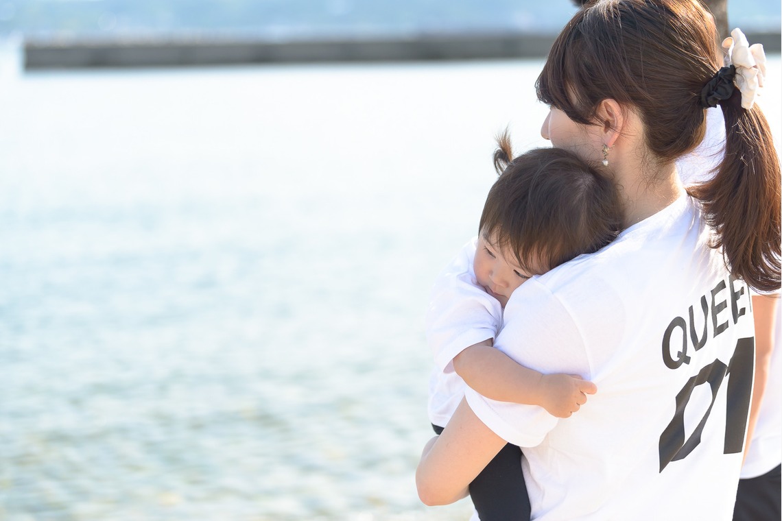 ライトハウスフォトが出張撮影した家族写真(キッズ,ベビーフォト)などが写った「1st Birthday＠神戸・舞子公園」の家族写真