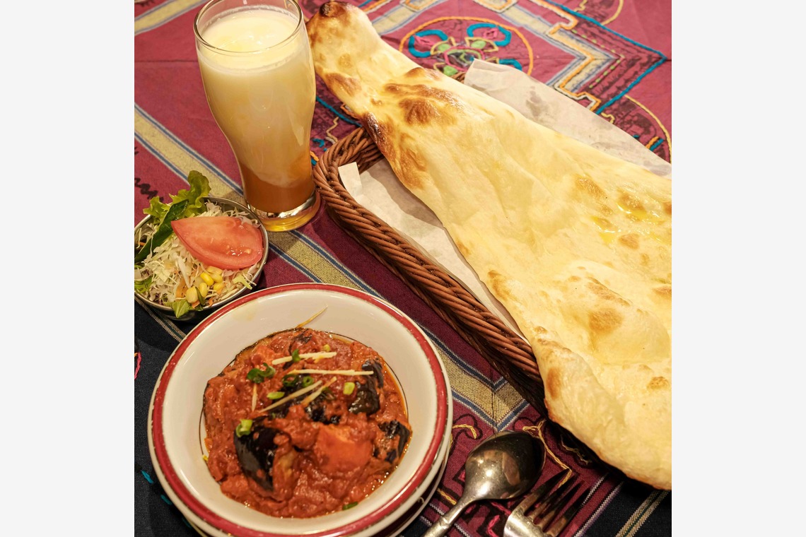 渡辺康太が撮影した写真のアルバム「インドカレー」