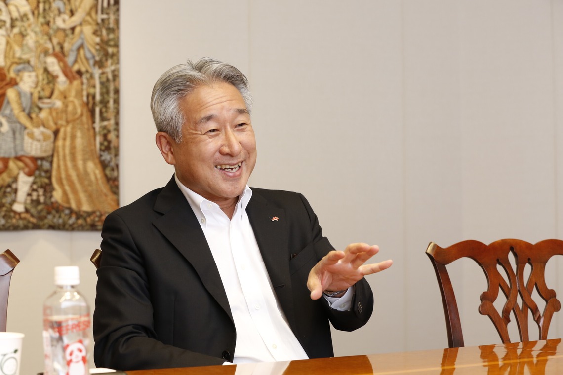 村田わかな広告写真が撮影した「日経Gooday インタビュー」の写真