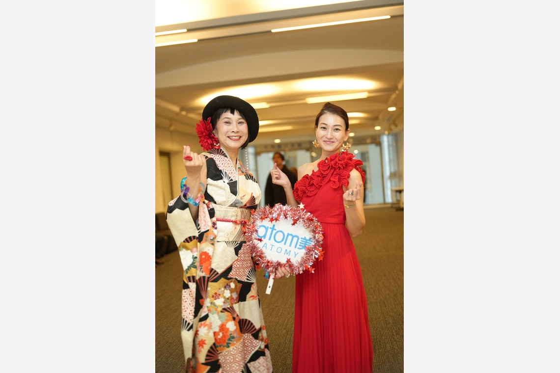 フォトビジョングループみっちゃんが撮影した「セミナー、集合写真」の写真