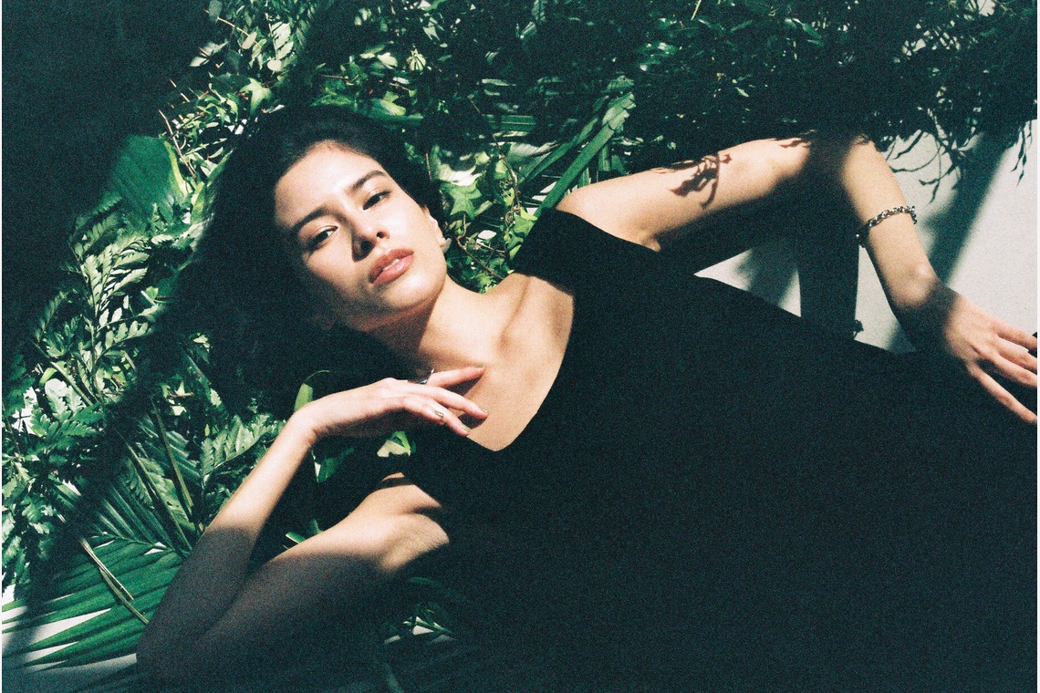 杉本伸二が撮影した写真のアルバム「人物撮影」