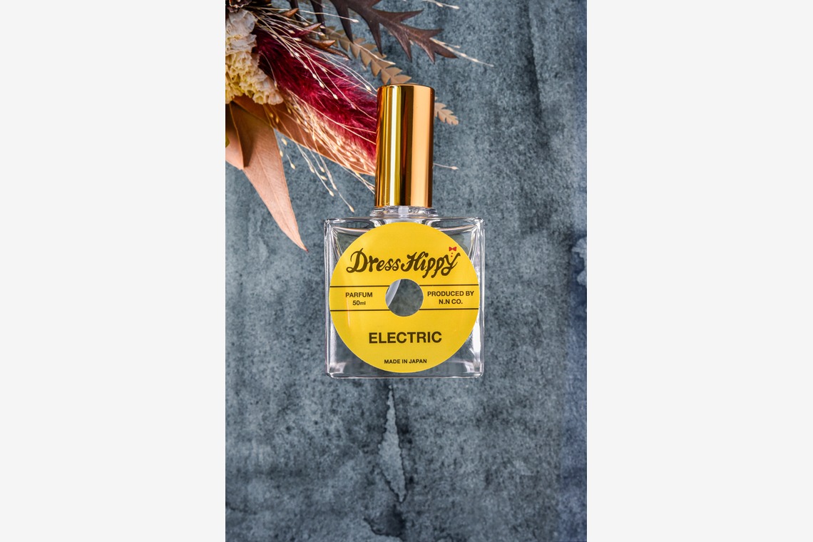 Yu Takahashiが撮影した「【商品撮影】香水ボトル」の写真