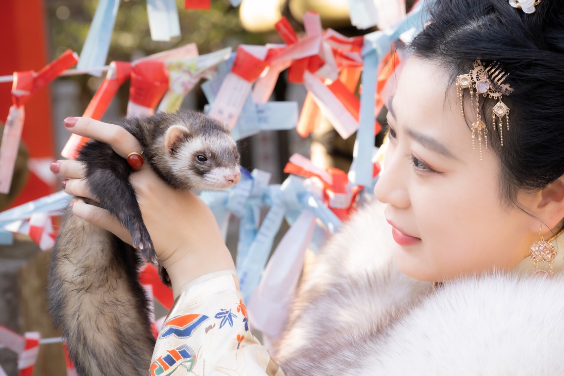 寫樂斎が出張撮影した家族写真(キッズ,ベビーフォト)などが写った「大学卒業記念（江の島）」の家族写真