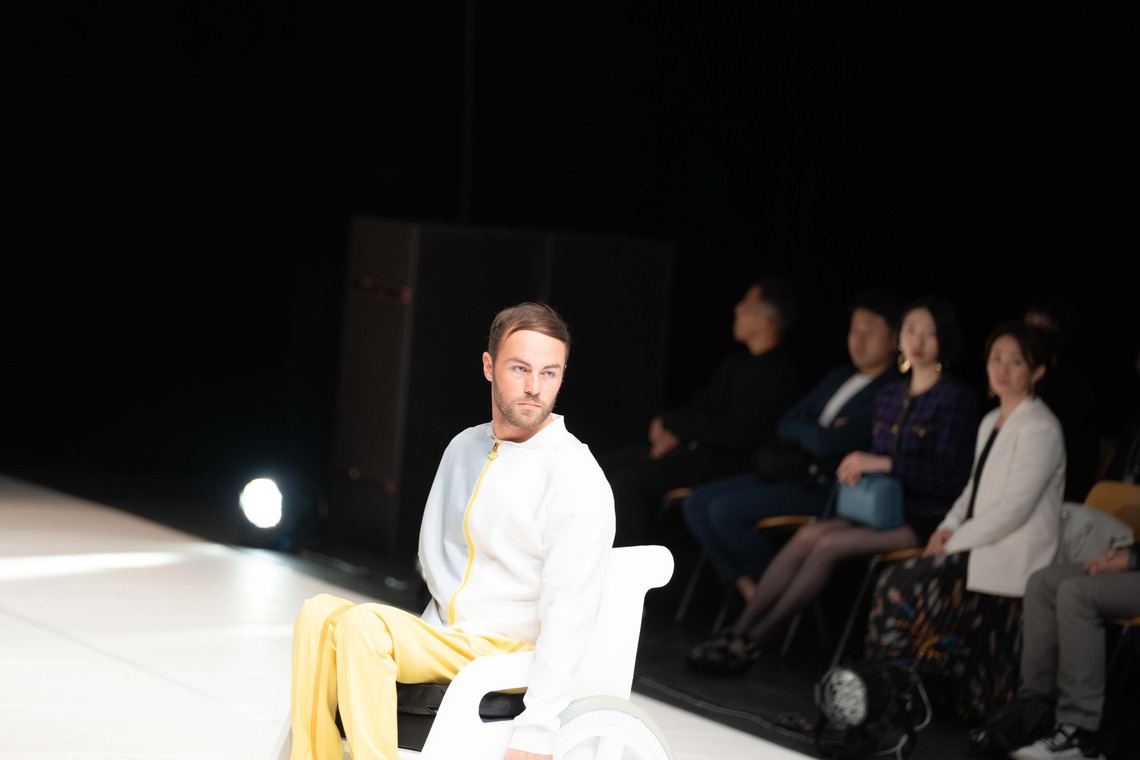 城尾由美子が撮影した写真のアルバム「ファッションショー（ボトモールParis)」