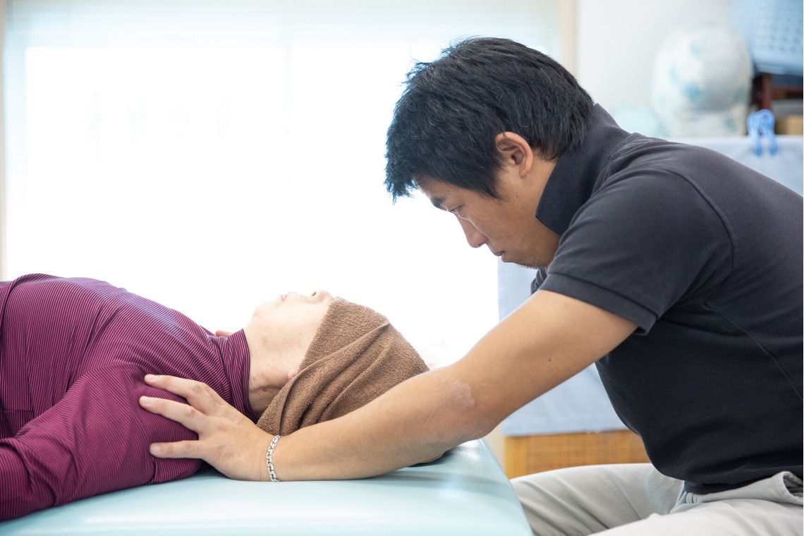 青柳光昭が撮影した写真のアルバム「整骨院撮影」