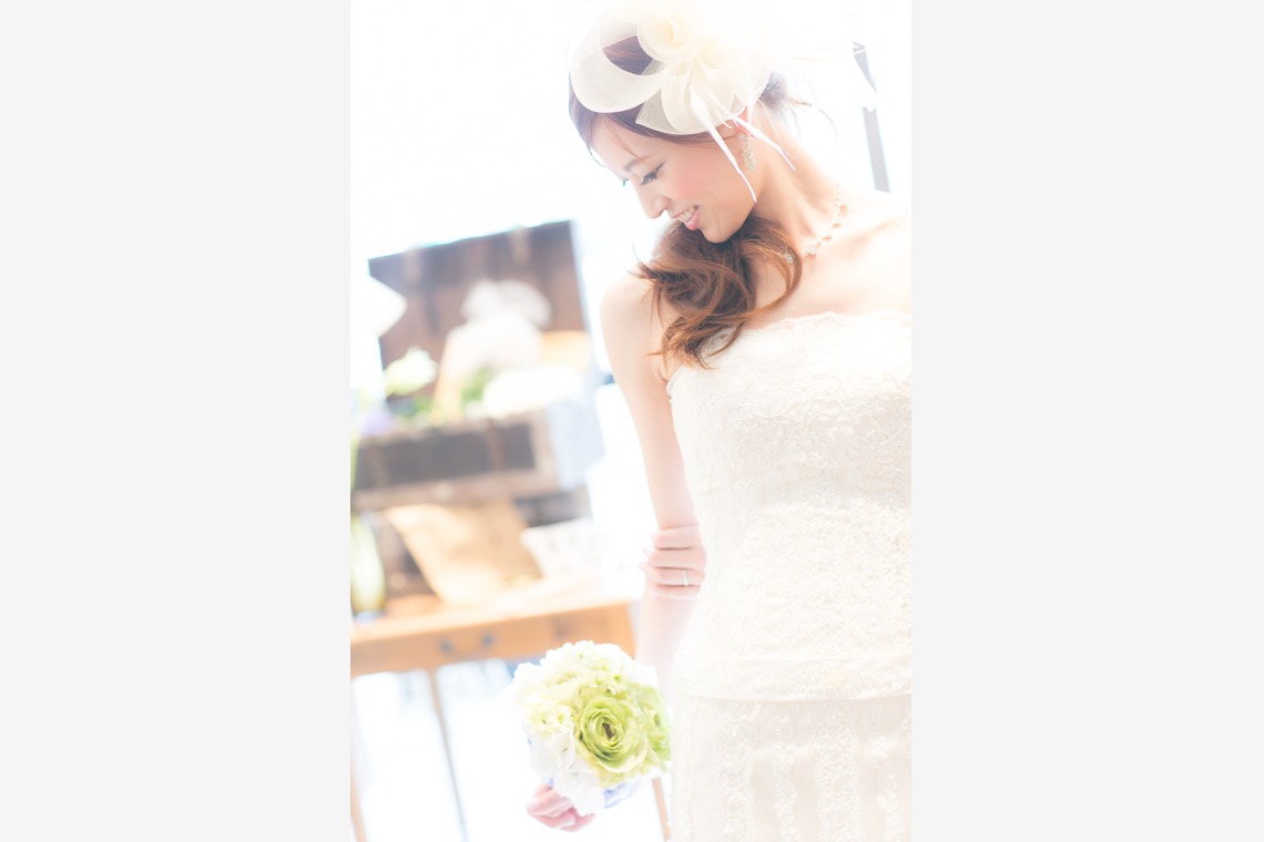 ウェディングアベニューが撮影した「アトリエスタジオ　洋装」の写真