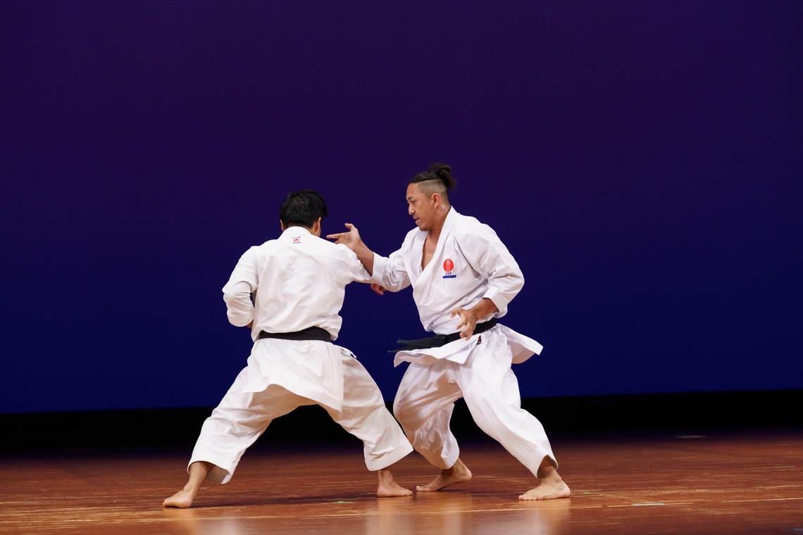 でんでんフォトサービスが撮影した写真のアルバム「空手　大ホール」