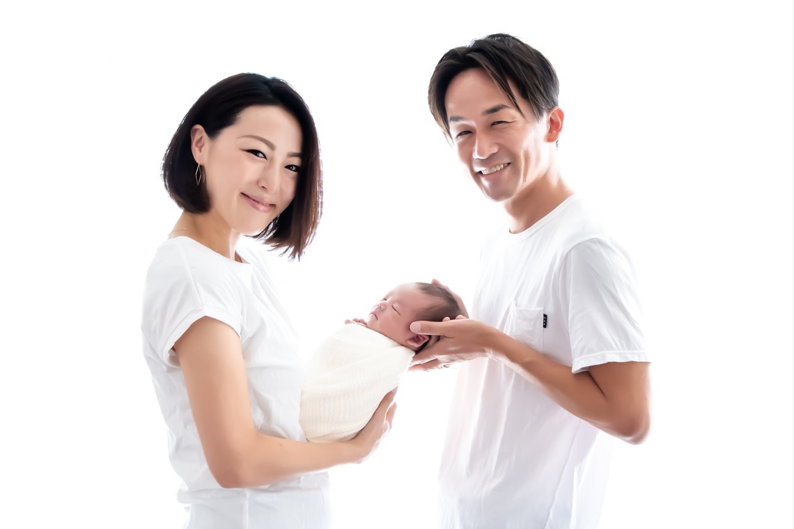 サキヤマ リエが撮影した写真のアルバム「ホワイト系・ひつじのぬいぐるみ・男の子のニューボーンフォト 」